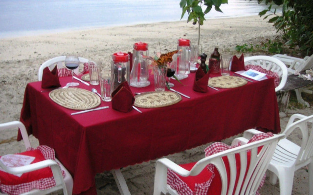 Dolphin Bay Divers Retreat