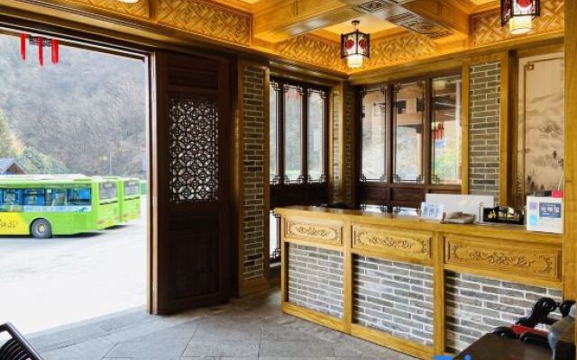 Wudang Mountain Xiuyun Pavilion