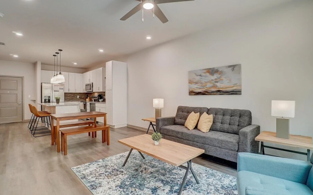 FRONTDESK Axel Row Apts Avondale Birmingham