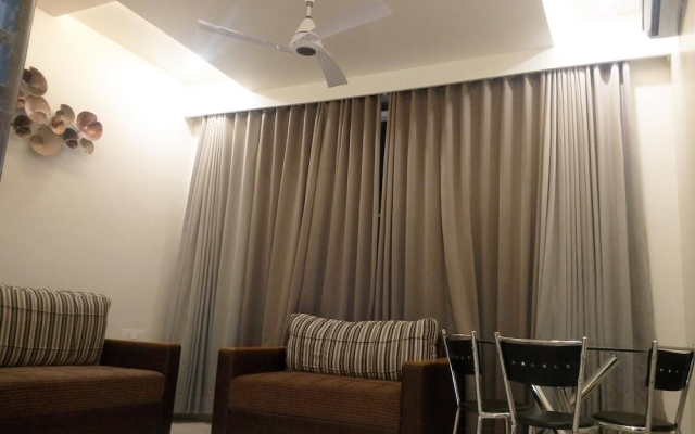 Hotel Pushpak Park