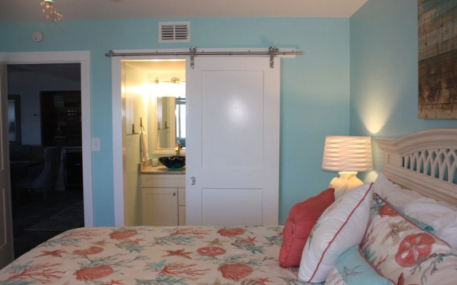 Gulf Shore Condo #404