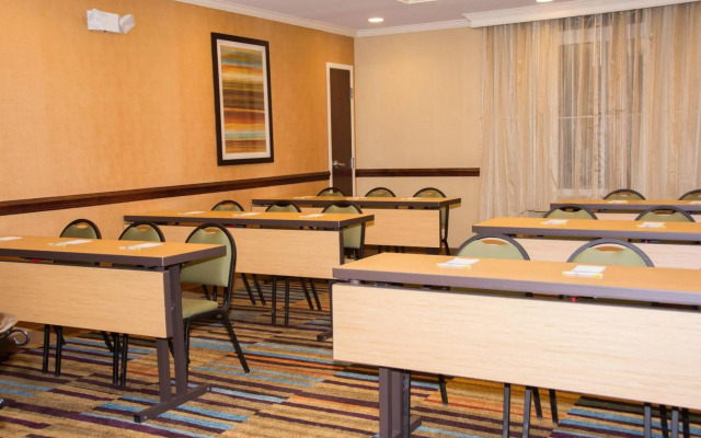 Fairfield Inn & Suites by Marriott Butler