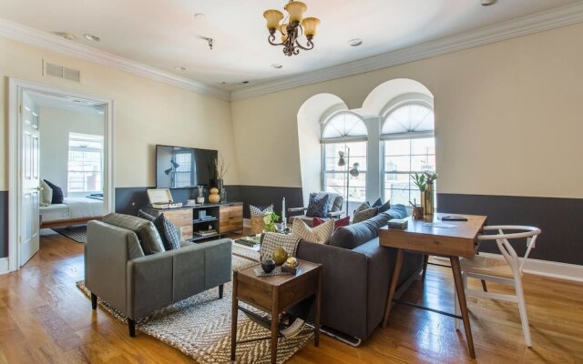 Central 2Br Apt Near Independence Hall By Domio