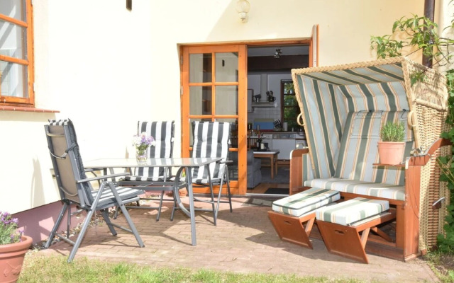 Luxurious Holiday Home in Stove with Waterfront