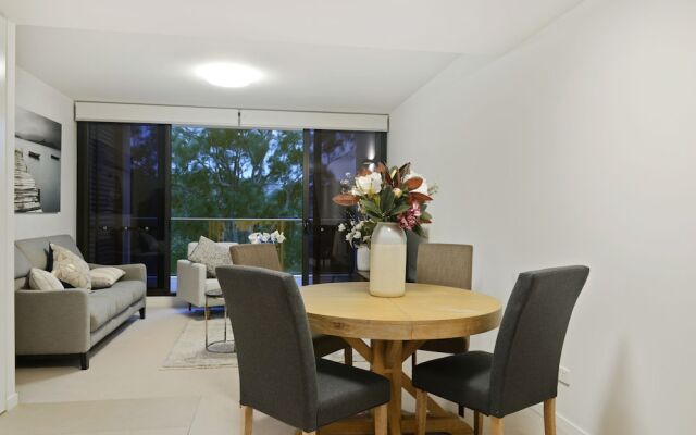 HomeHotel-Luxurious next to Shopping