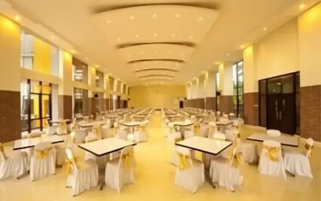 Grand Bintang Tawangmangu