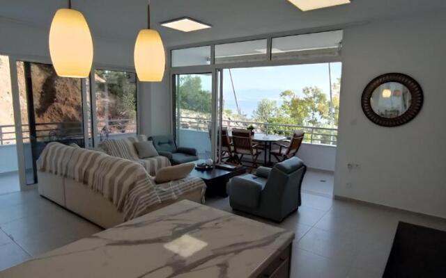 Atlas By Sea Apartment