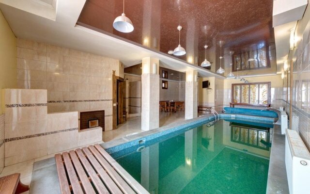 Altair Hotel