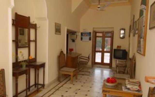 Hotel Jaswant Bhawan