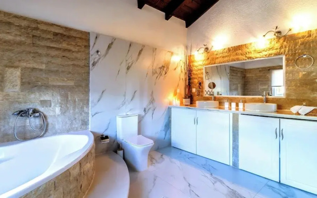 Serenity Villa Retreat in Corfu Close to Resort