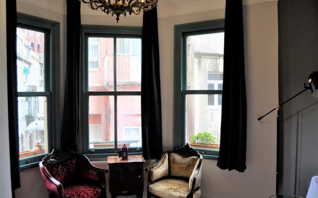 Rooftop Balat Rooms & Apartments