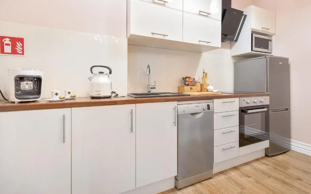 Comfort Studio Central