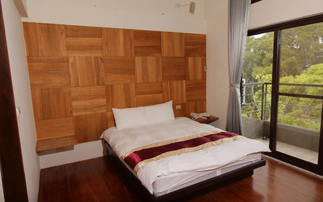 Sanyi Sakura Resort