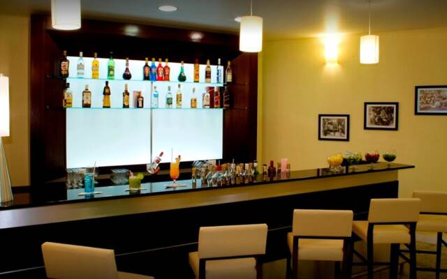 Best Western Dubai Macae