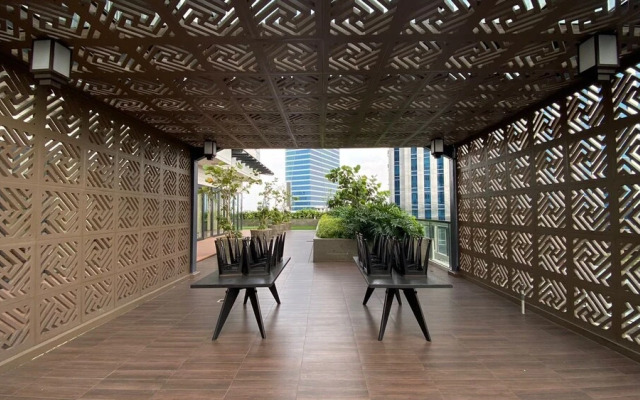 Beautiful And Cozy 2Br Samara Suites Apartment