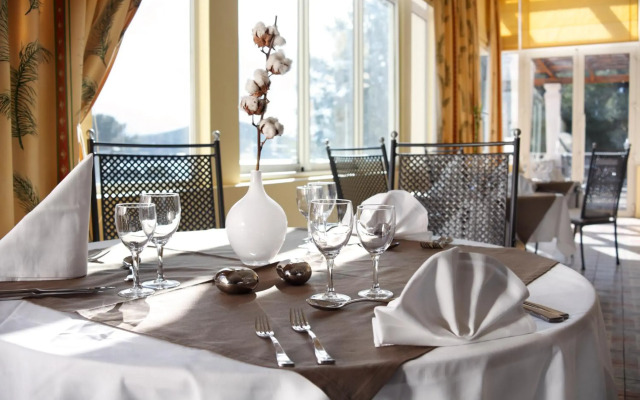 Grand Hotel Des Lecques, BW Signature Collection