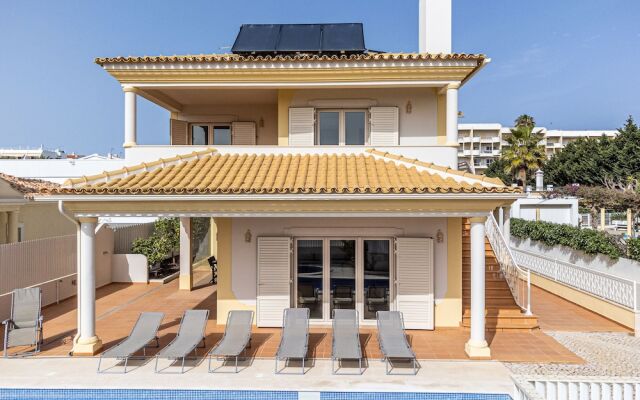 Villa Ribeiro by HelloVacations