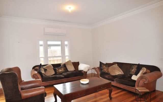 Paperbark Homestead - Pet Friendly