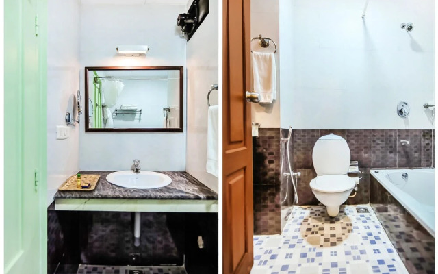 FabHotel Kangappadan Residency