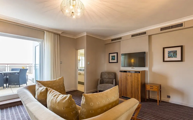 L'Horizon Beach Hotel & Spa