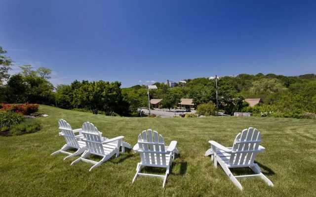 Seaglass Inn & Spa