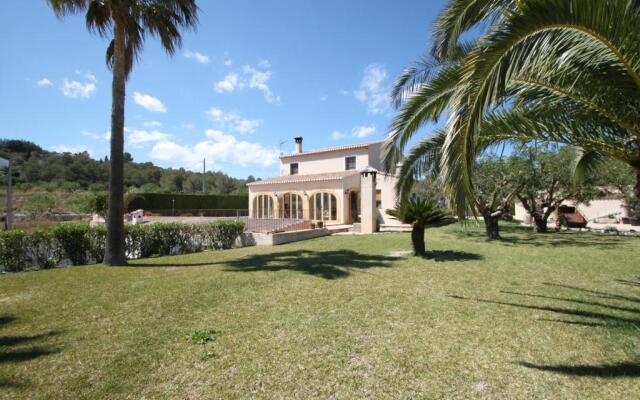 Finca Cantares - holiday home with private swimming pool in Benissa