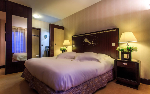 L'Hotel du Collectionneur