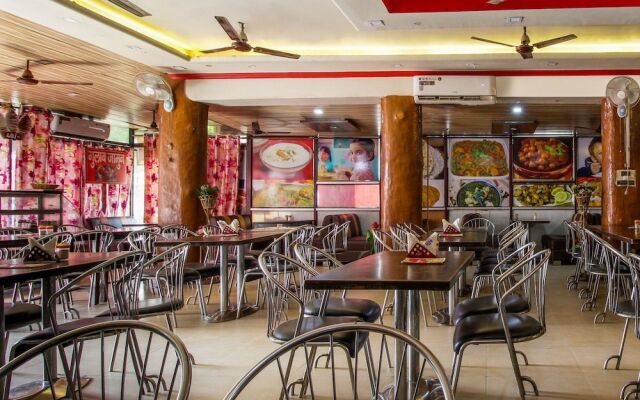 Capital O 44932 Hotel Basera