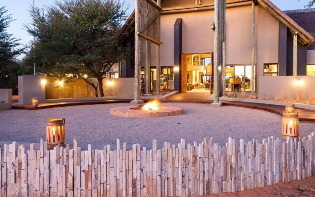 The Kalahari Sands Exclusive Safari Lodge