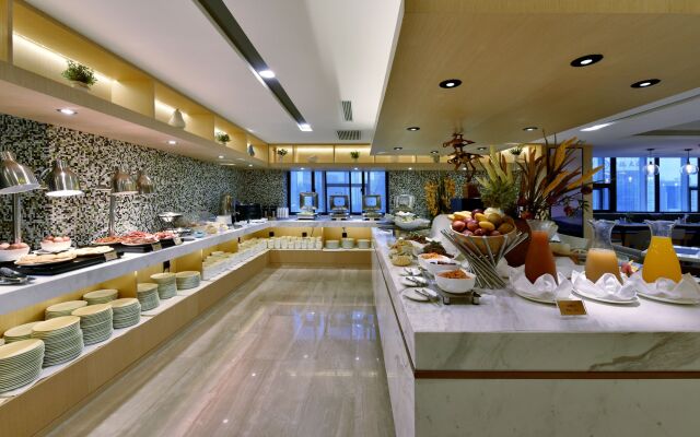 Atour Hotel Zhongshan Square Dalian
