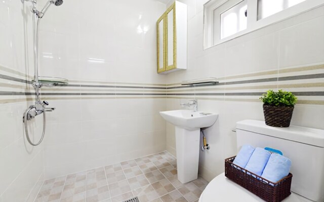 Sancheong Skylight Lake Pension