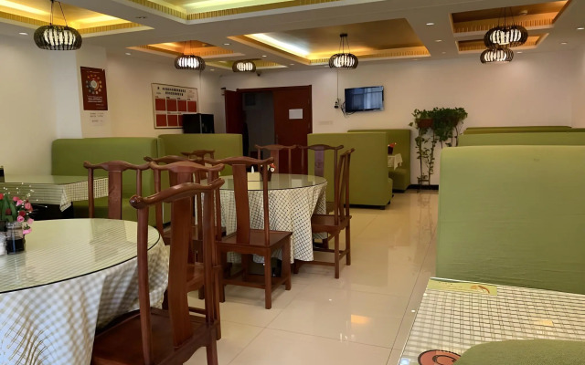 GreenTree Inn Taiyuan Liuxiang Tongluo Bay Hotel