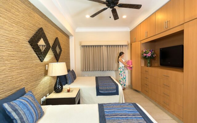 Diamond Bay by Bloom