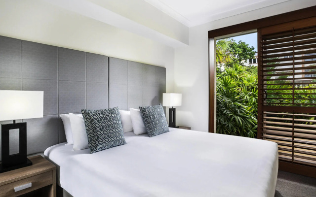 Mantra Aqueous on Port