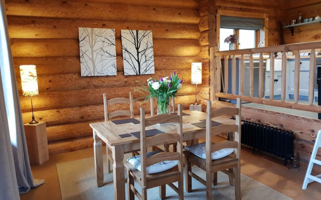 Newland Valley Log Cabins