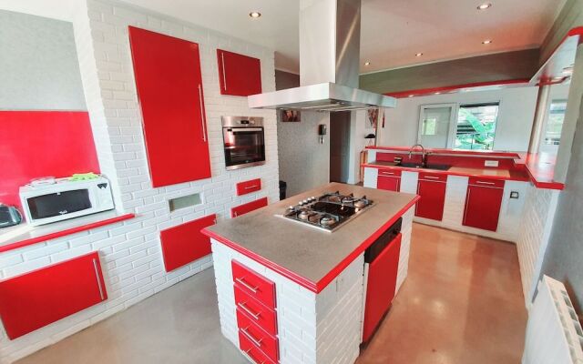 Les Ecuries Deroumard