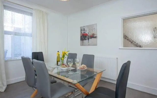 Suzie's Pad Torquay Devon