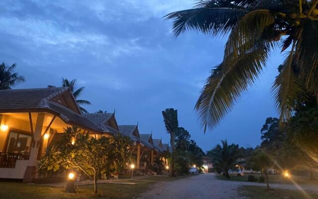 Chaithalay Khanom Resort