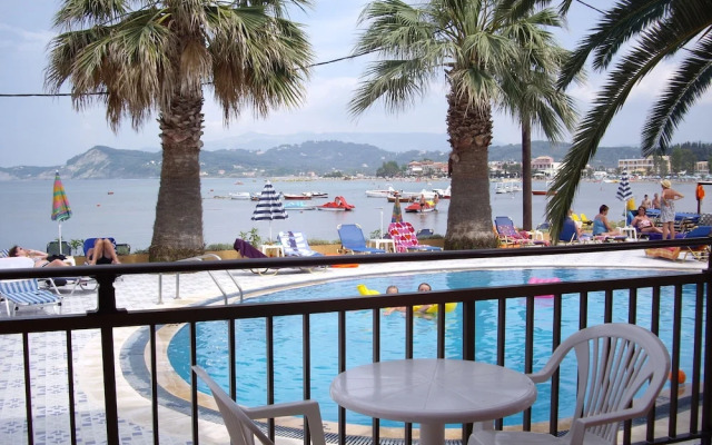 Maria' s Beach Apartments