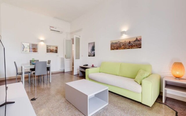 Bright and Modern 2 bed Flat in Prati