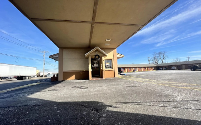 Circle Motel Lodge