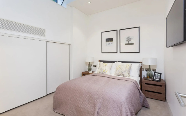 Urban Chic - Chiltern and Baker