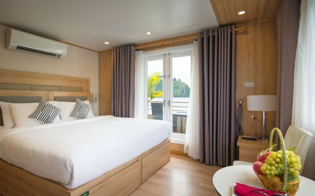 La Vela Premium Cruise - Managed by Paradise Cruises – Guest Rooms – Ha Long