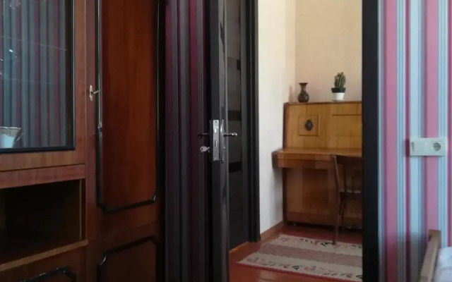 Nikoloz Guesthouse