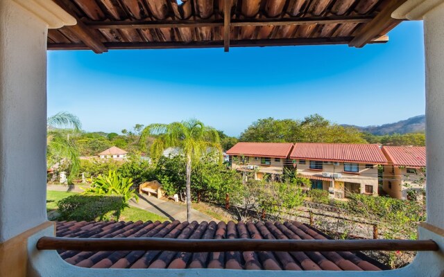 Coco Sunset Hills 52