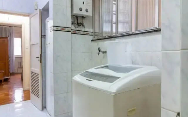 5 Minutes From Copacabana Beach Bi307