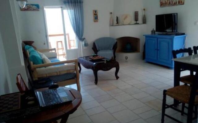 Holiday Home 2 Bedrooms 1 Bathroom - Paros