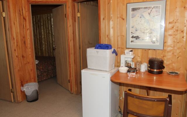 Minor Bay Lodge & Outposts