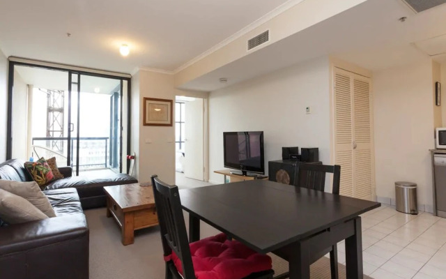 Surry Hills 1 Bedroom Apartment. in Convenient Location