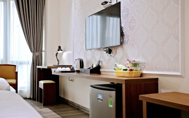Luckful Hotel